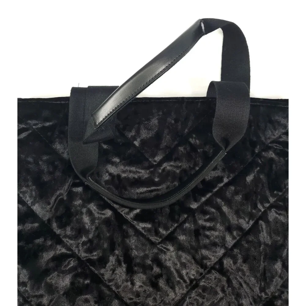 Women's Victoria's Secret Tote Bag Black Quilted Velvet Medium Shoulder Straps‎